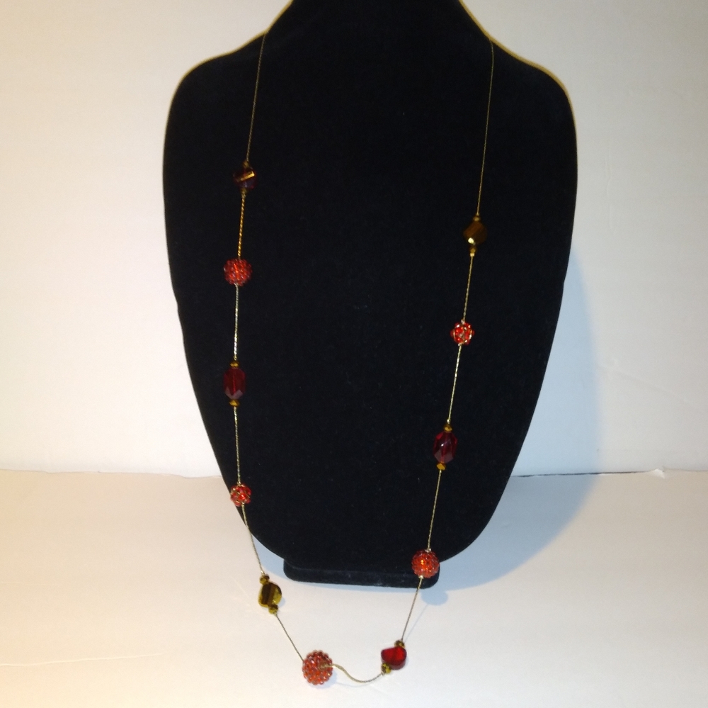 Long Floral Intricate Beading Golden Chain Necklace - Picture 4 of 11